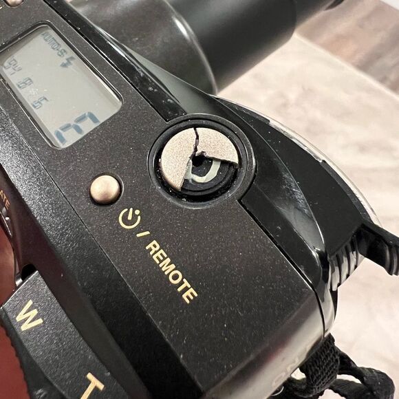 Olympus Black 3500 DLX Camera - Picture 7 of 10